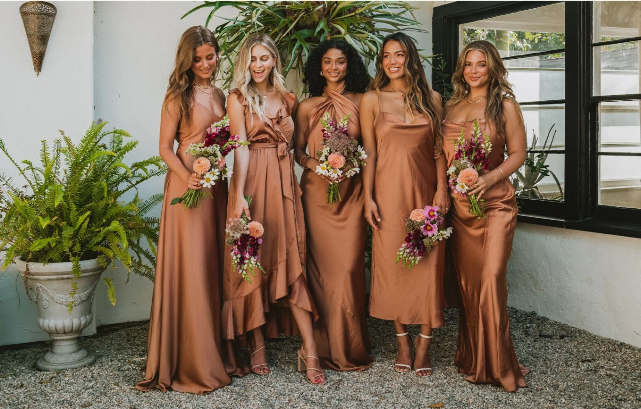 Autumnal bridesmaid colours: perfect palettes for an autumnal wedding