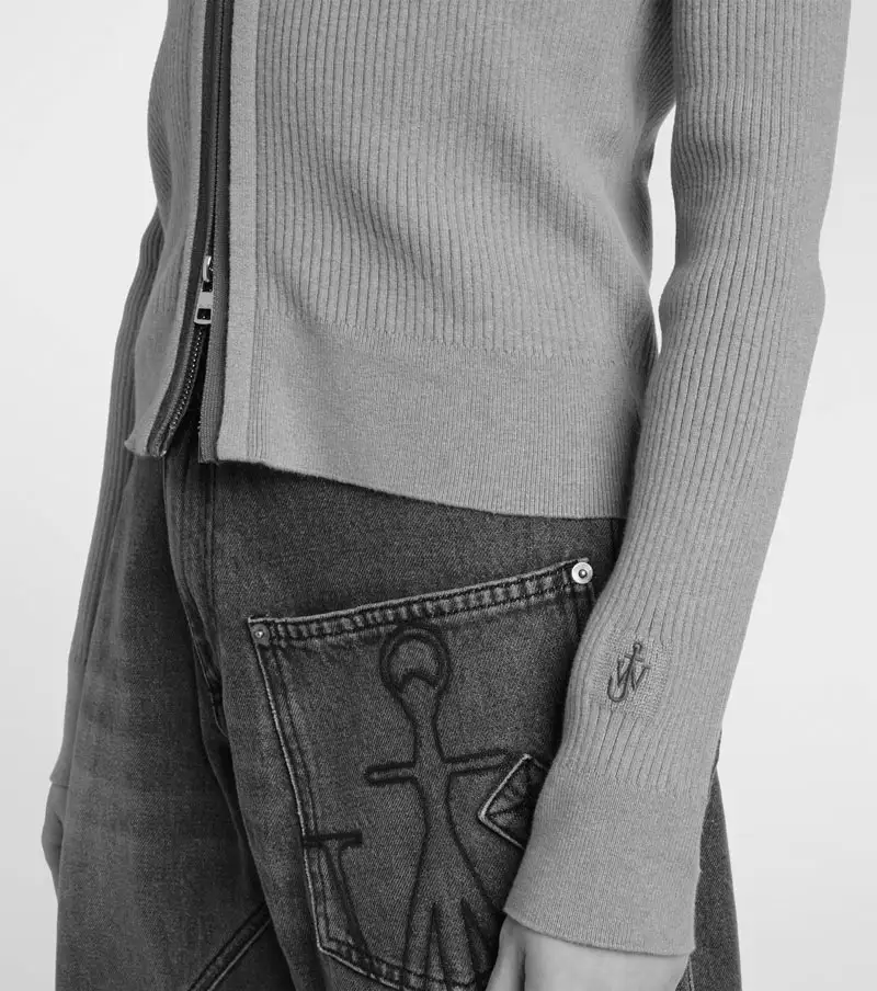 zip repairs Manchester